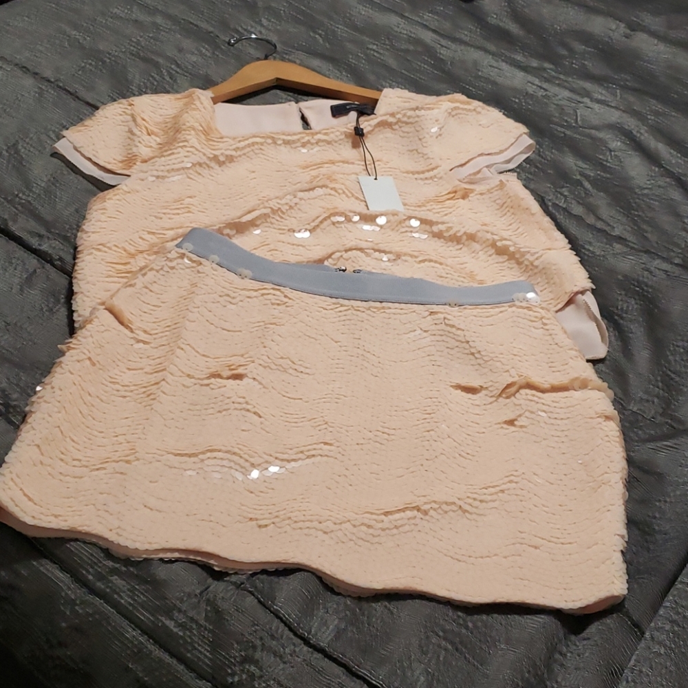 * Brand New 2pcs BCBG set*